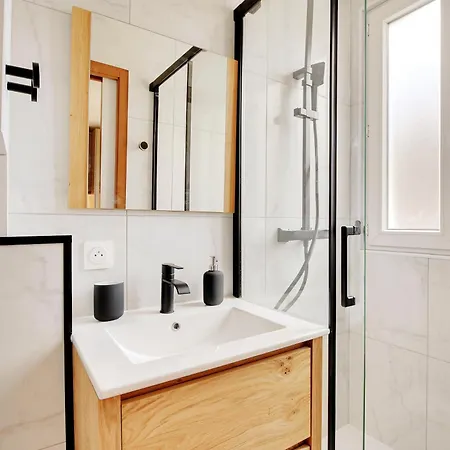 2 Personnes - Tour Eiffel Apartament